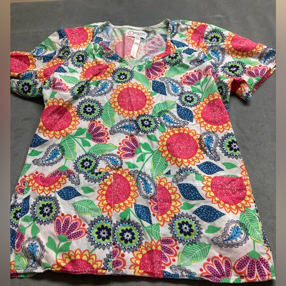 Peaches Uniform Top Large Floral design